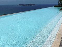 -瑰丽酒店·海吧·天际下午茶·现场DJ·天台酒吧