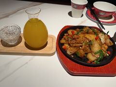 -一大会址·新天地(地铁站)