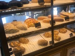 -BONBON BAKERY