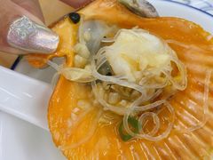 蒜蓉粉丝蒸扇贝-明记海鲜大排档(巽寮湾店)