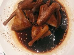 瑞士汁乳鸽-侨美·唐荔园·40年地道粤菜