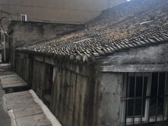 -张阿三馄饨店