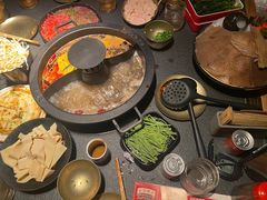 -晓宇重庆火锅(西安荟聚店)