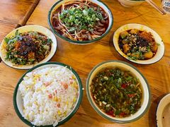 -拈签一笑黄牛肉辣卤串串