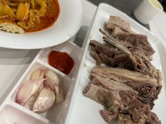 手抓羊肉-飞天大厦清真餐厅