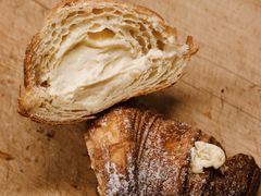 泡芙羊角-OUR Bakery(三里屯太古里店)