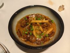 沙蒜烧豆面-荣轩(新荣记环球金融中心店)