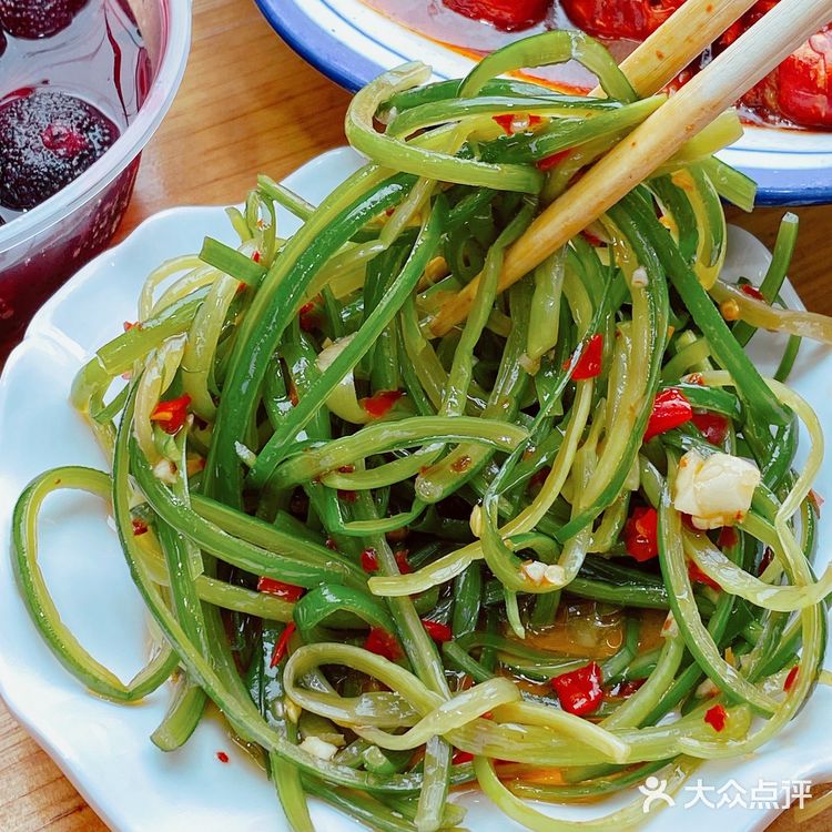 冬瓜山夜宵店yyds‼️73种凉菜！凉拌脆骨爆好吃