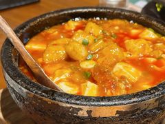 乾隆石锅豆腐鱼-马灯部落·西湖边的创意山景餐厅(虎跑动物园店)