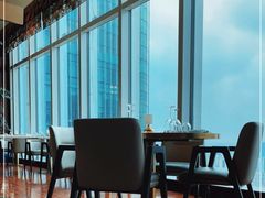 靠窗位-翡翠36餐厅(浦东香格里拉店)