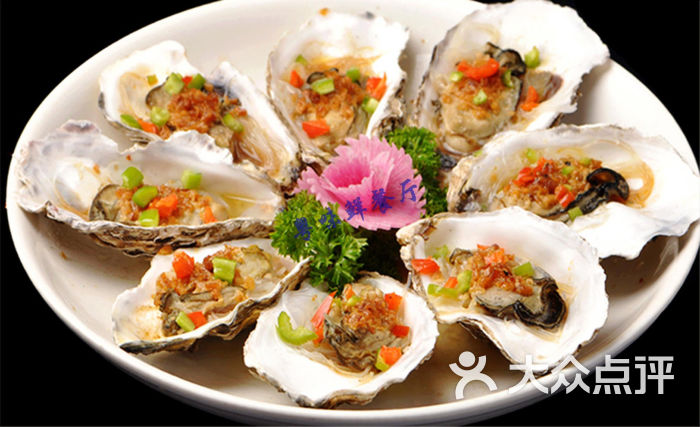 蒜茸粉丝蒸生蚝