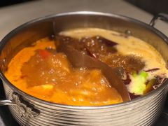 招牌番茄牛尾汤-一哥澳门豆捞·澳门风打边炉(高德置地店)