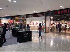-东荟城名店仓
