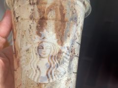 -星巴克臻选(莘庄仲盛店)