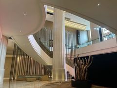 -天津京基皇冠假日酒店