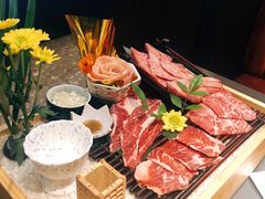 -铭牛烧肉·和牛海鲜自助(高新月牙湖店)