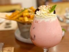 -Mark&Mars Restaurant