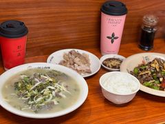 -何永光123鲜牛肉馆(1号店)