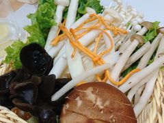 -黑鸡小馆(金源店)