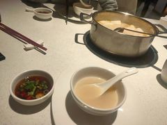 -煲王粤菜餐厅(中侨中心店)