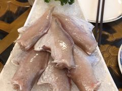 -小天鹅火锅·一线江景洪鼎旗舰店(洪崖洞店)
