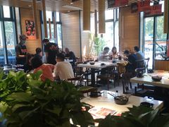 大堂-潮牛海记•潮汕牛肉火锅•醉鸡煲•粿条汤(通北路店)