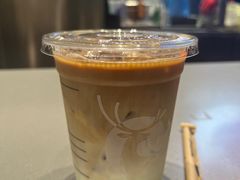 -瑞幸咖啡(温江新光天地写字楼店)