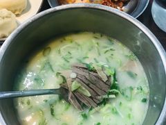 神仙雪浓汤-神仙雪浓汤(明洞店)