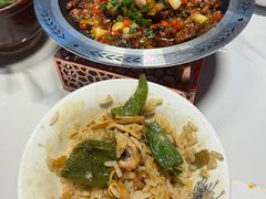 -三湘四水正宗湘菜(君峰路店)