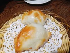 新疆烤包子-品味新疆·新疆风味特色餐厅(泉舜店)