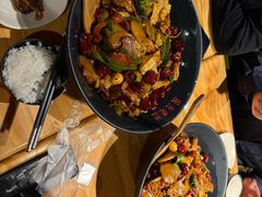 -风光老灶麻辣香锅(大成路翠微百货店)