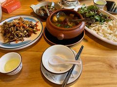 -小厨子私房菜·云南美食店