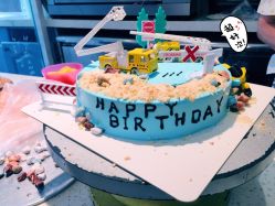 -明匠曲蛋糕西点屋(穗花新村店)