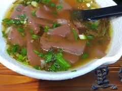 -黑白电视长沙小吃(美林M·LIVE天地东座店)