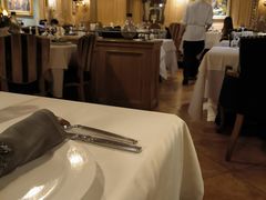 -火车头法国西餐厅