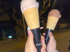 -Fridi Patisserie Cafe