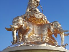-峨嵋山金顶