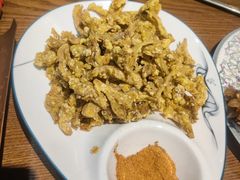 -盾亚新疆餐厅(松江万达广场店)