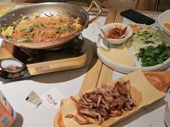 -关东小磨东北菜(漕河泾印象城店)