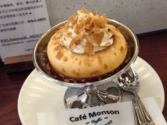 -Café Monson