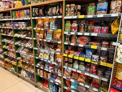 -绿叶子超市(公园大道店)