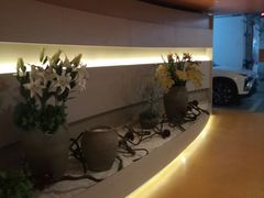 -虹桥天地-停车场