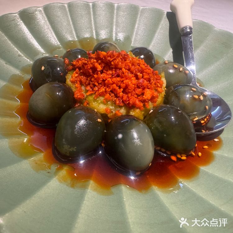 😻被这家猫咪主题餐厅辣哭,但我还想再来!