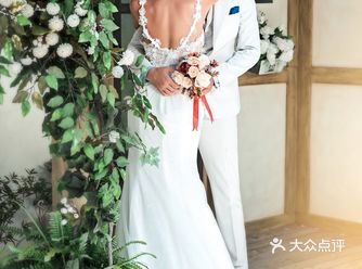 夏日浪漫爱情，这样的婚纱照拍一万次都可以!