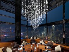 -OZONE 顶楼酒吧(香港丽思卡尔顿酒店)
