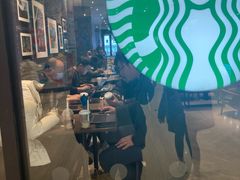 -星巴克臻选(南京金茂览秀城店)