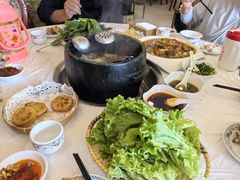 -鲁朗纳麦石锅鸡庄园