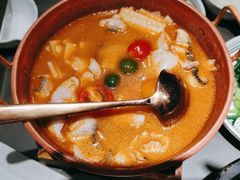 野果酸汤鱼-云海肴·汽锅鸡·云南菜(高德置地店)