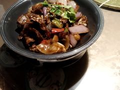 干锅牛蛙-老外婆·渔村(平湖吾悦广场店)