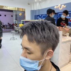 -川和潮人